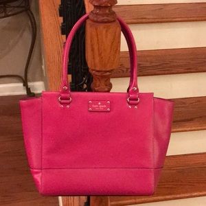 ♠️Kate Spade Wellesley Camryn leather tote♠️